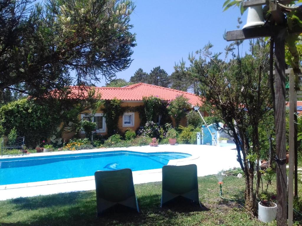 Studio with shared pool furnished garden and wifi at Nazare 7 km away from the beach Rua Fonte do Africano s/n, 2450-051 Nazaré