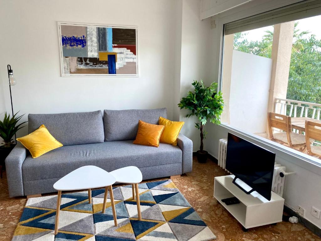 Studio with Terrasse, 5min walking to the Croisette and Beach Cannes 71 3 Rue Lacour, 06400 Cannes