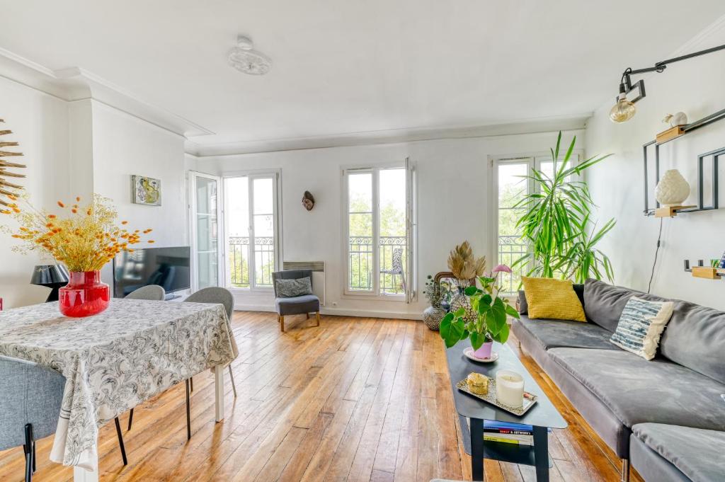 Stunning Apartement 2br + balcony + nice view 12 Rue Juliette Dodu, 75010 Paris