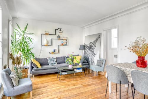Stunning Apartement 2br + balcony + nice view