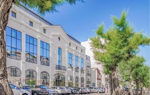 Stunning apartment in Biarritz with 1 Bedrooms, Outdoor swimming pool and Heated swimming pool