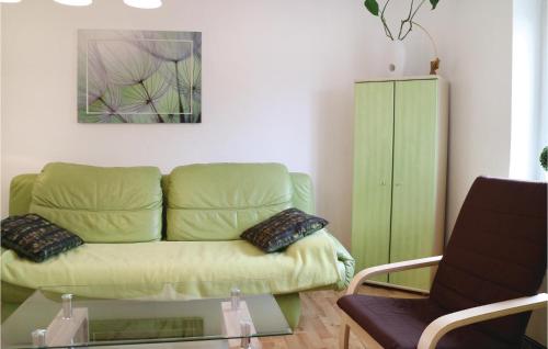 Stunning apartment in Brgerende with 1 Bedrooms and WiFi