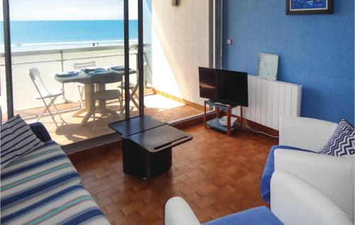 Stunning apartment in Carnon Plage with 2 Bedrooms