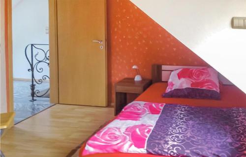 Stunning apartment in Espenau OT Mnchehof with 3 Bedrooms and WiFi