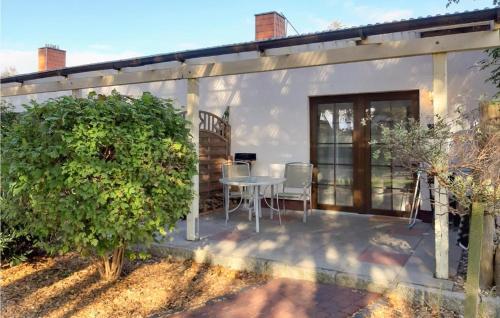 Stunning apartment in Fuhlendorf with 2 Bedrooms and WiFi