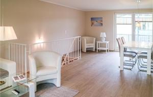 Stunning apartment in Graal Müritz w/ 2 Bedrooms