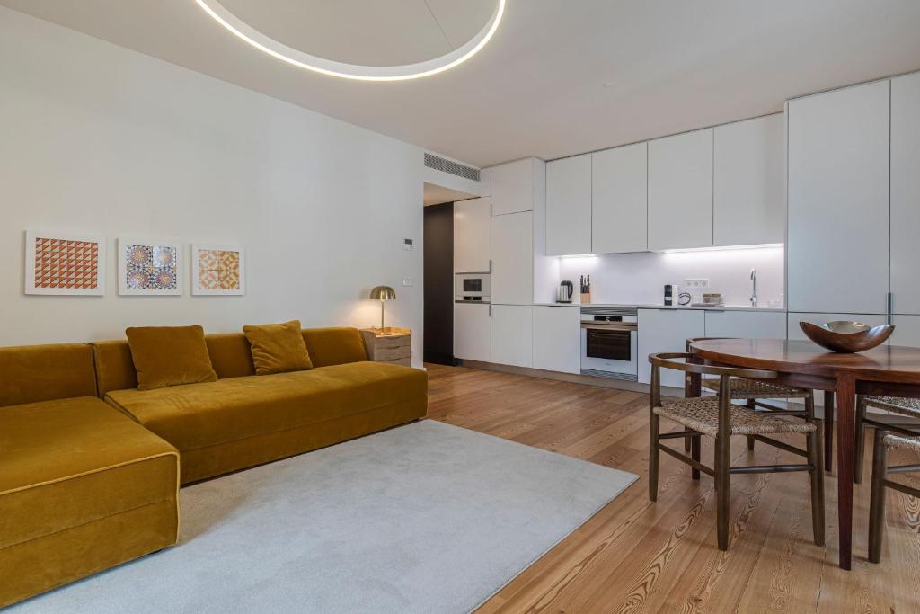 Stunning Apartment in Heart of Lisbon by LovelyStay 109 Rua do Comércio 4º F, 1100-150 Lisbonne