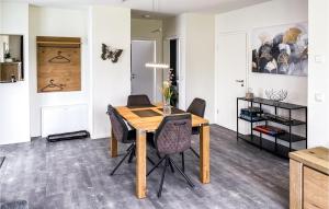 Stunning apartment in Insel Poel with WiFi and 2 Bedrooms