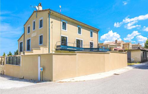 Stunning apartment in La Touche with Outdoor swimming pool, WiFi and 3 Bedrooms