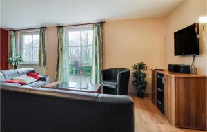 Stunning apartment in Schorssow with WiFi and 3 Bedrooms