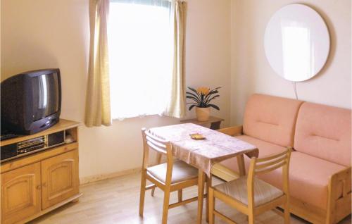 Stunning apartment in Settin with 1 Bedrooms