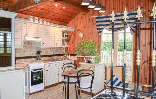 Stunning apartment in Terrasson with 1 Bedrooms, WiFi and Outdoor swimming pool
