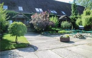 Stunning apartment in Thulendorf-Sagerheide with 2 Bedrooms