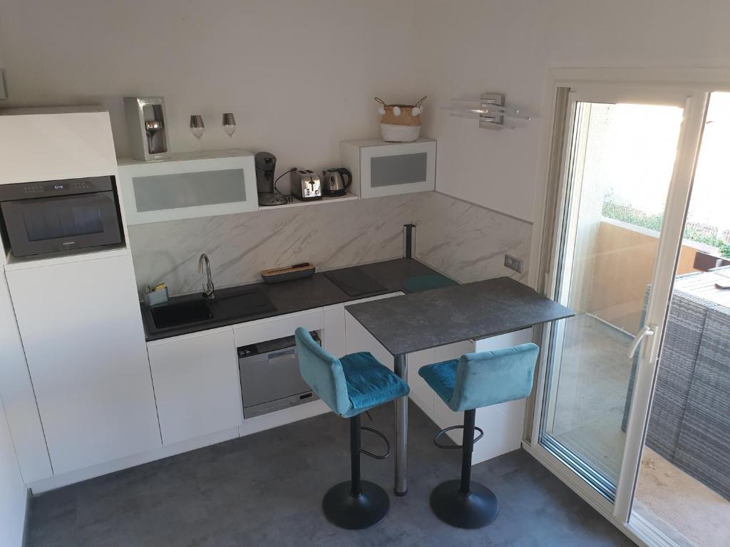 Stunning apartment in Thulendorf-Sagerheide with 18184 Thulendorf