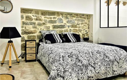 Stunning apartment in Trves with 1 Bedrooms and WiFi