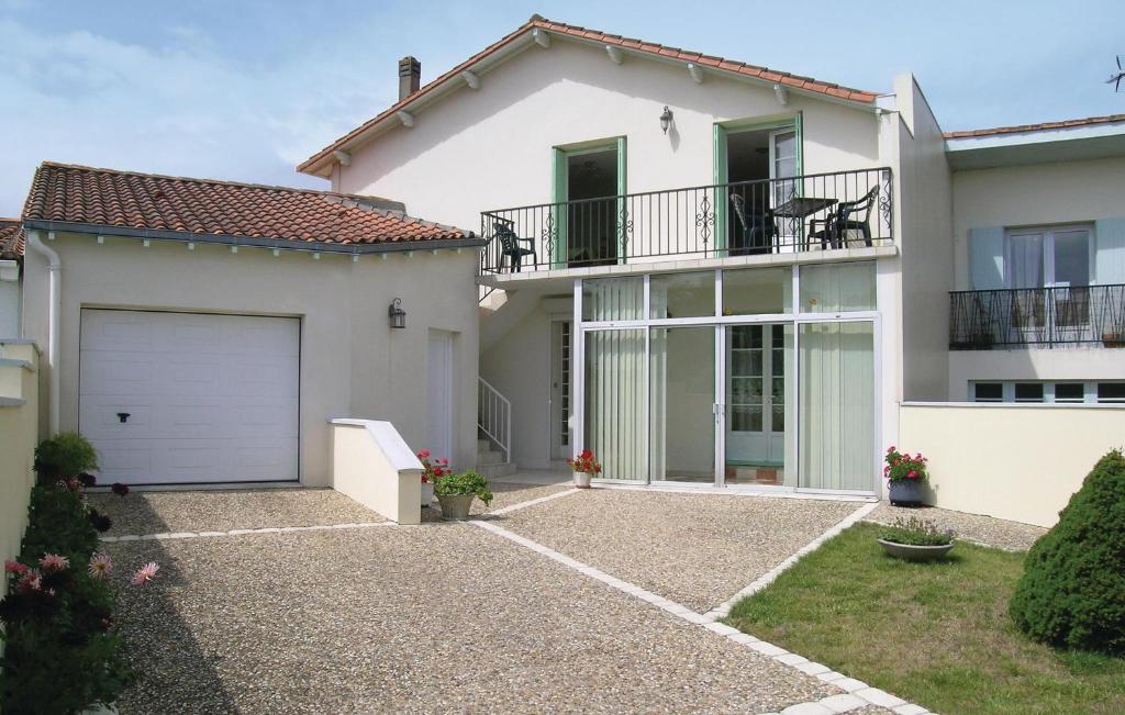 Appartement Stunning apartment in Vaux sur Mer with 1 Bedrooms and WiFi  17640 Vaux-sur-Mer