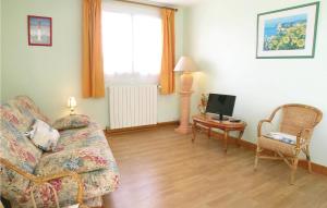 Stunning apartment in Vaux sur Mer with 1 Bedrooms and WiFi