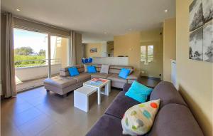 Stunning apartment in Wimereux with 3 Bedrooms and WiFi