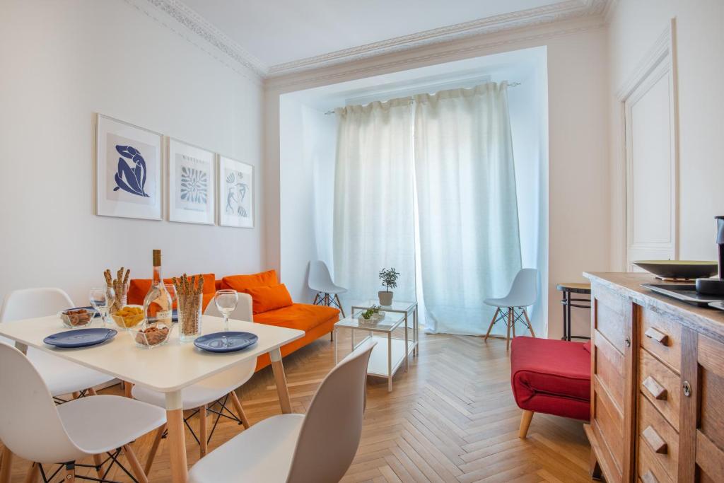 Stunning flat by the beach, Carre d'or-Negresco 75 Rue de France, 06000 Nice