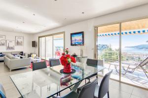Stunning flat with terrace & pool 7 min from the beach in Cassis - Welkeys