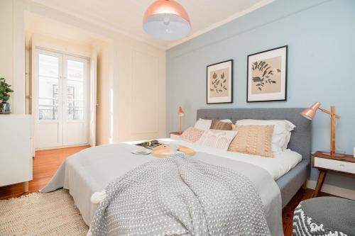 Stunning & modern apartment in Chiado