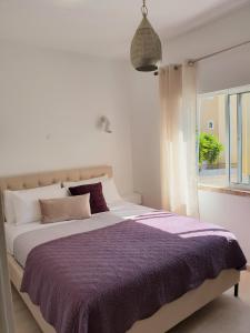 Appartement Stunning Newly Refurbished flat in Cascais 30 Rua Jorge Reinel RC A 2750-798 Cascais -1