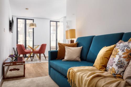 STUPENDO-One room concept-Center-Air conditioning-Free park