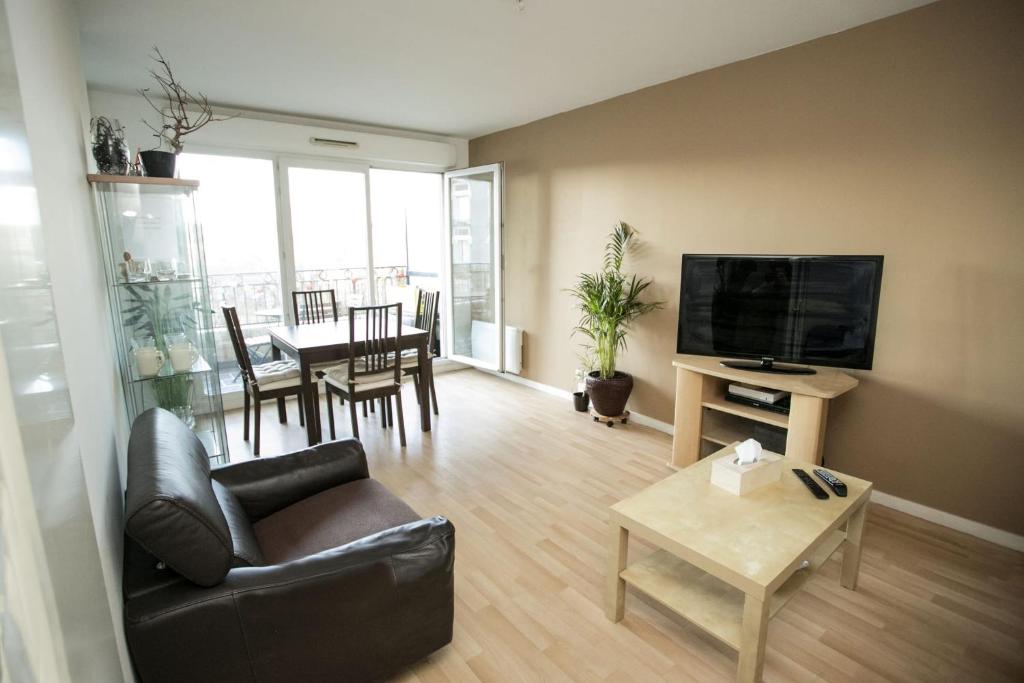 Style Room 81 81100 Castres