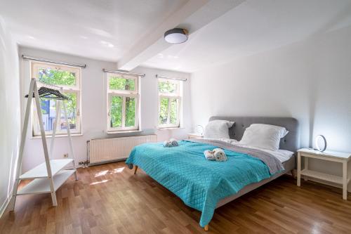 Stylische 2-Zimmer Wohnung - Balkon - Parkplatz - Netflix - Arbeitsplatz