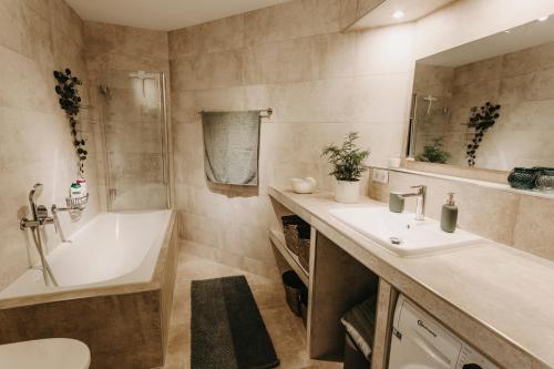Stylisches Apartment im Herzen Leipzigs mit Balkon