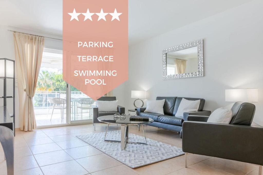 Stylish 2-bedroom apartment in an upscale residence building 35 boulevard de la source, 06400 Cannes
