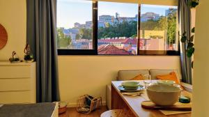 Stylish and Elegant Studio - Best View and Location in Coimbra Downton