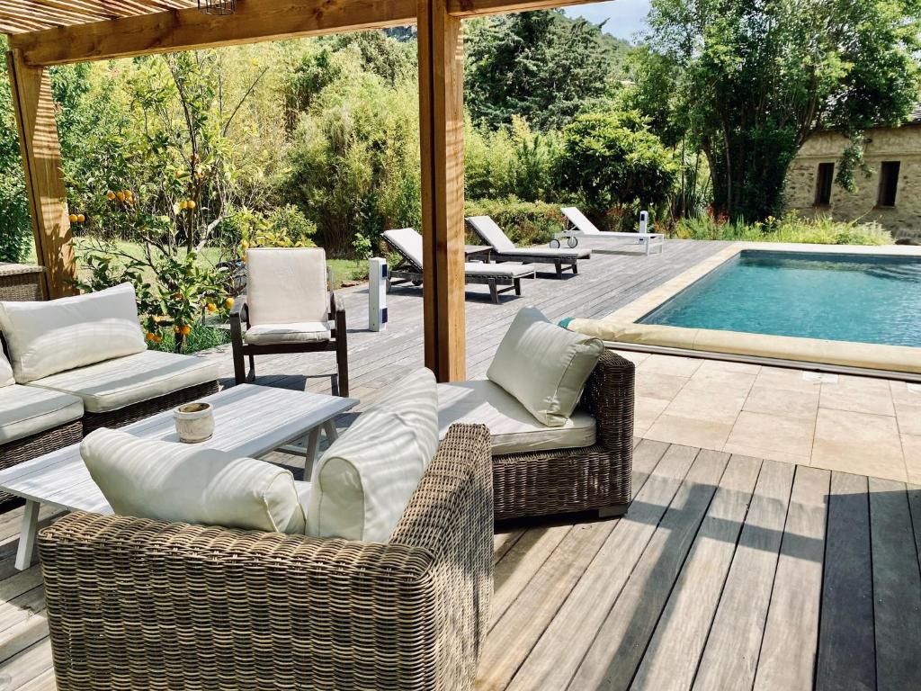 Stylish and Modern Apartment in Le Marais