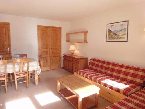 Stylish Apartment in M ribel with Balcony