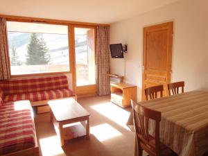 Stylish Apartment in M ribel with Balcony