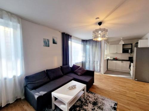 Stylish apartment in Mitte Berlin 24