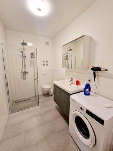 Stylish apartment in Mitte Berlin 24