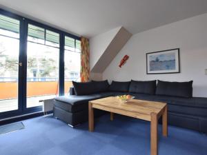 Stylish Apartment in Ostseebad Boltenhagen with Balcony