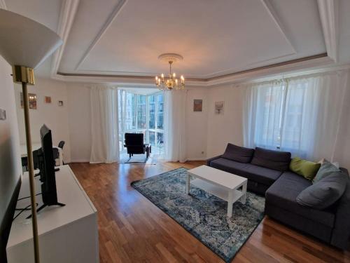 Stylish apartment in the center of Berlin 12