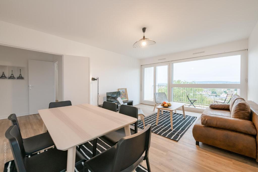 Appartement Stylish flat in Paris suburbs - Fairytale Factory 60 Rue de Liers 91240 Saint-Michel-sur-Orge