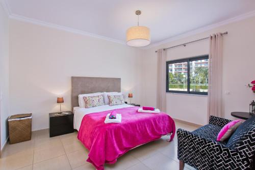 Stylish holiday Apartment, Central Lagos, Algarve