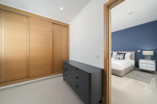 Stylish Marina View Apartment in Lagos