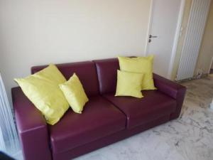 Stylish one bedroom apartment in Central Cannes just off the Croisette and near beaches - 680