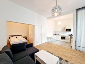 Stylish studio in the center of Berlin 41
