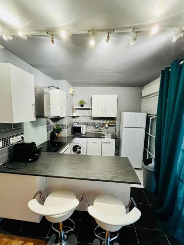 Stylish Unit in the Center of Senlis