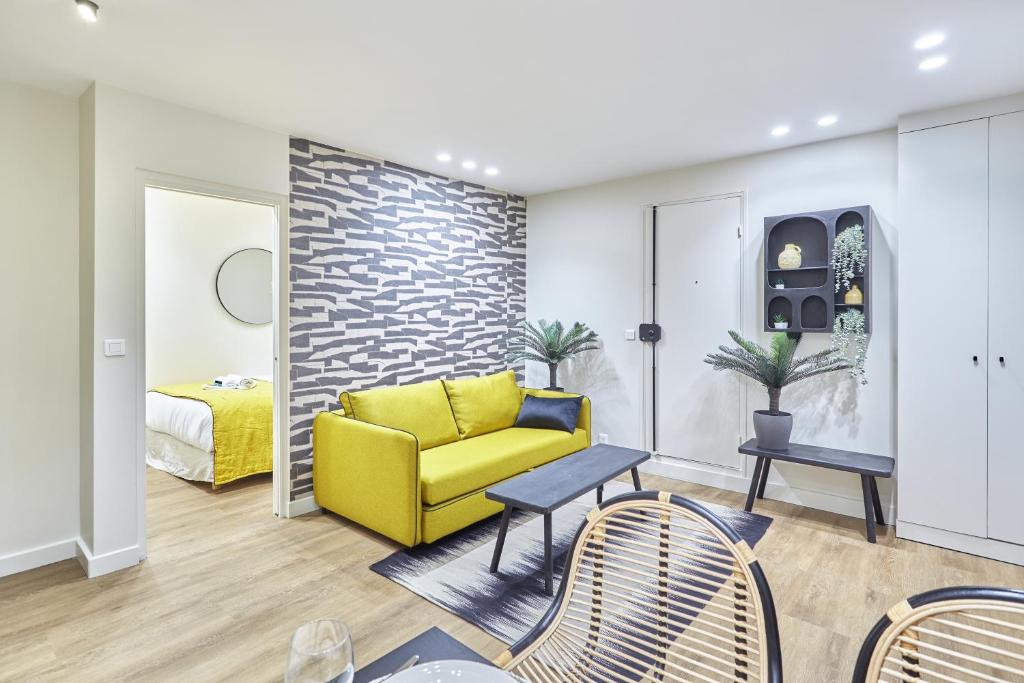 Sublim and New apartment - Moulin Rouge 44 Rue Pierre Fontaine, 75009 Paris