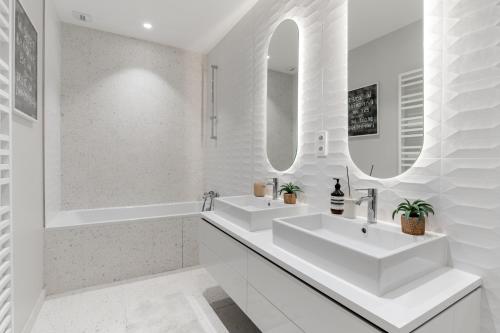 Sublime appartement Trocadero/VictorHugo Raymond