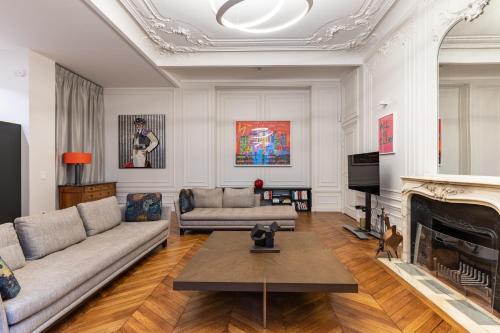 Sublime appartement Trocadero/VictorHugo Raymond