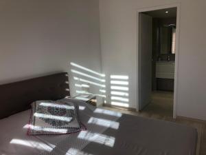 Appartement Sublime haut de villa aperçu mer /hippodrome / 8 Rue Parmentier 06800 Cagnes-sur-Mer Provence-Alpes-Côte d\'Azur