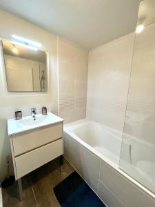 Appartement Subra YourHostHelper 12 Avenue de Versailles 14810 Merville-Franceville-Plage Normandie